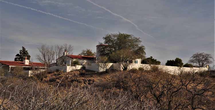 ranch house